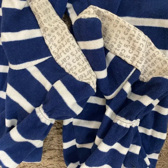 Boys Carters Fleece Footsie Pjs Size 5t football/planes - Picture 7 of 13